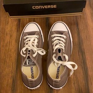 Converse Chuck Taylor’s